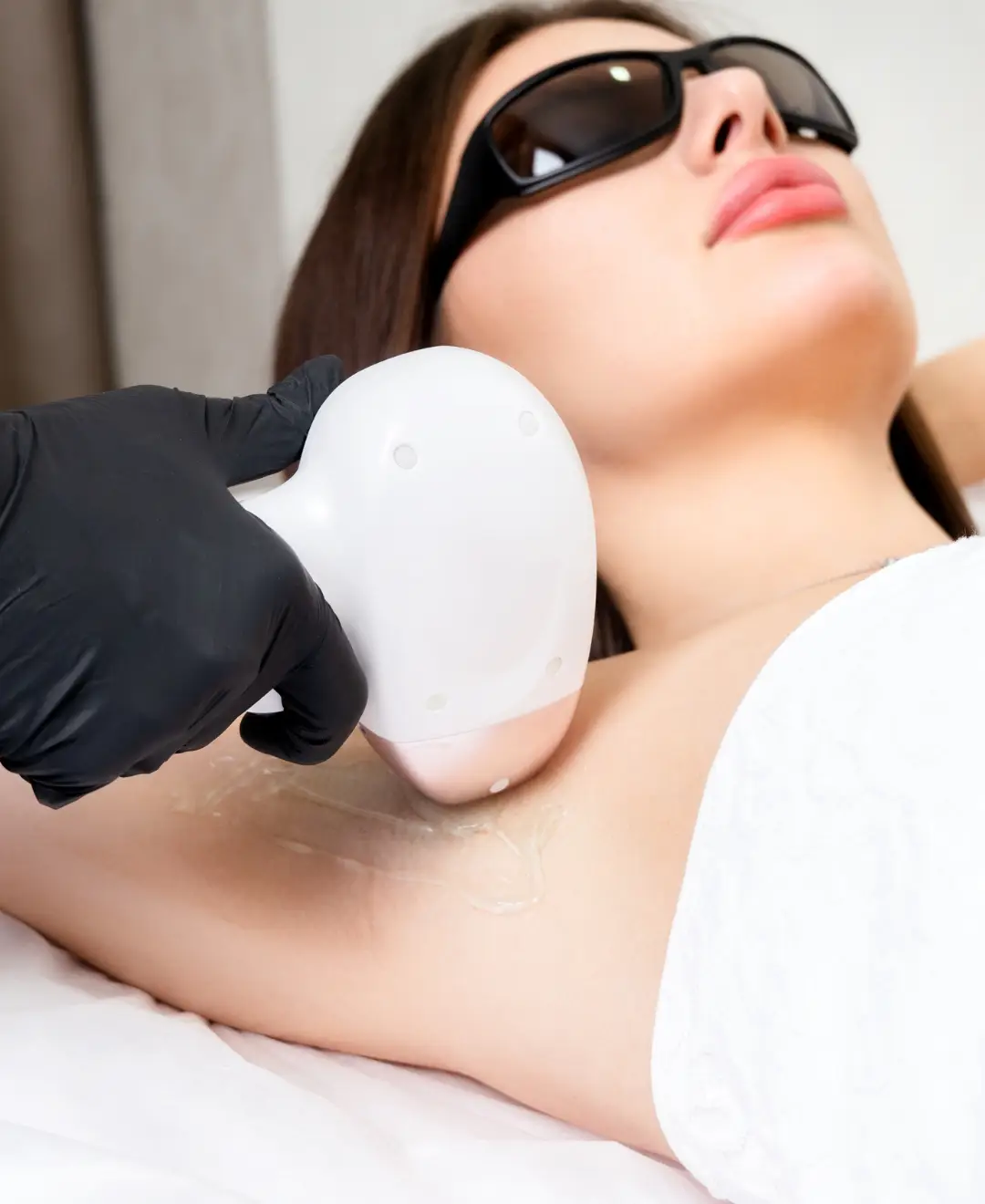 Behandlung Haarentfernung in Rüsselsheim, Wiesbaden, Mainz und Frankfurt bei Salmana Medical Beauty.